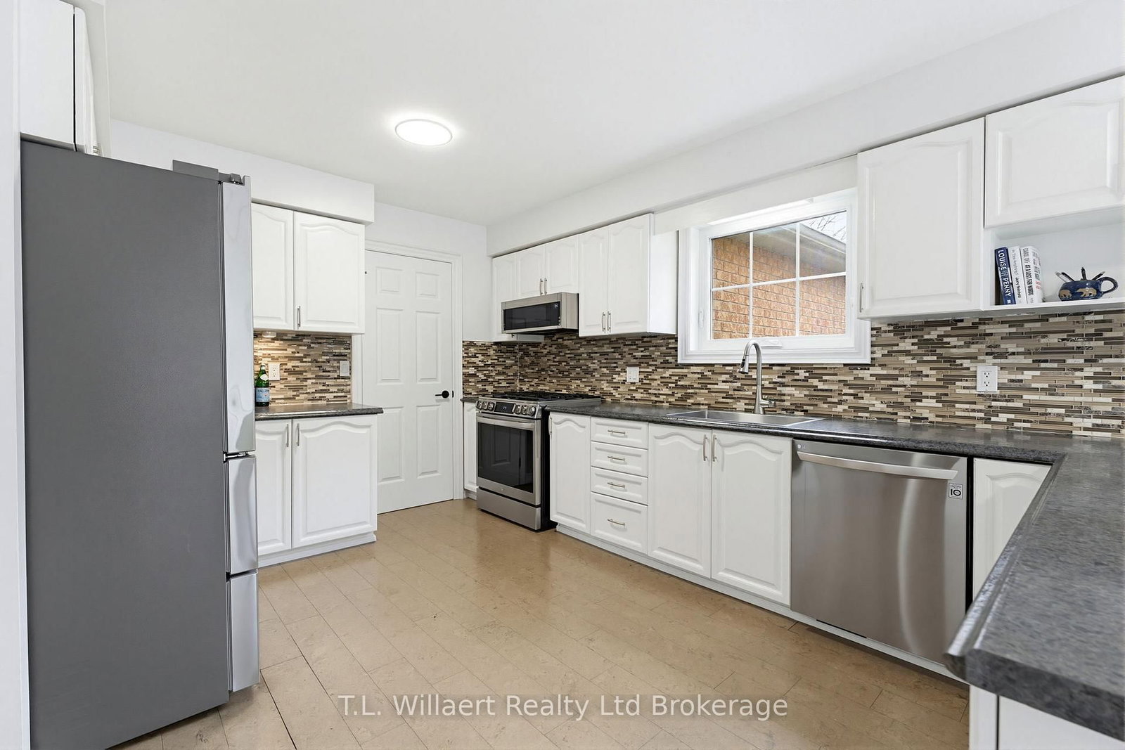 10 Woodside Drive • Tillsonburg, ON photo 19