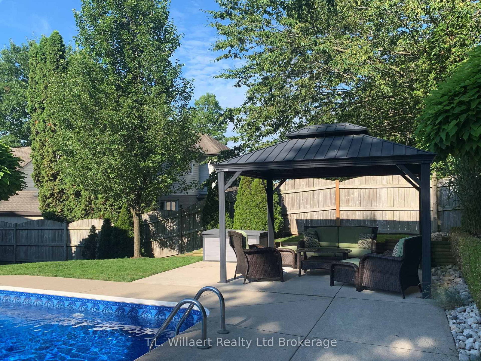 10 Woodside Drive • Tillsonburg, ON photo 44