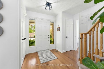 10 Woodside Drive • Tillsonburg, ON photo 6
