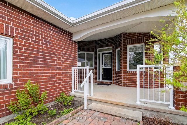 78 Amberlakes Drive