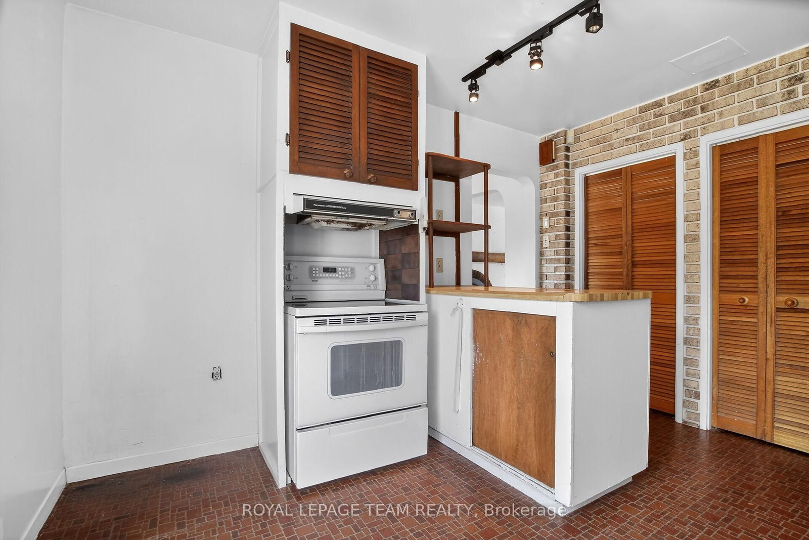 77 West Presland Road - Photo 11
