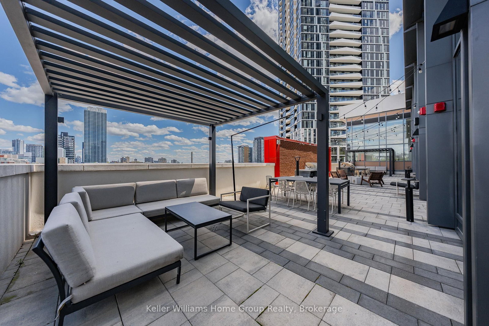 15 Wellington Street S, Unit 2402 - Photo 47