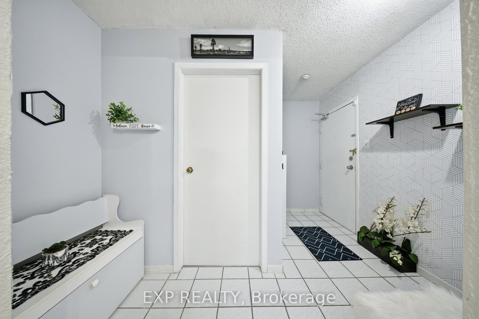 1096 Jalna Boulevard, Unit 28 - Photo 7