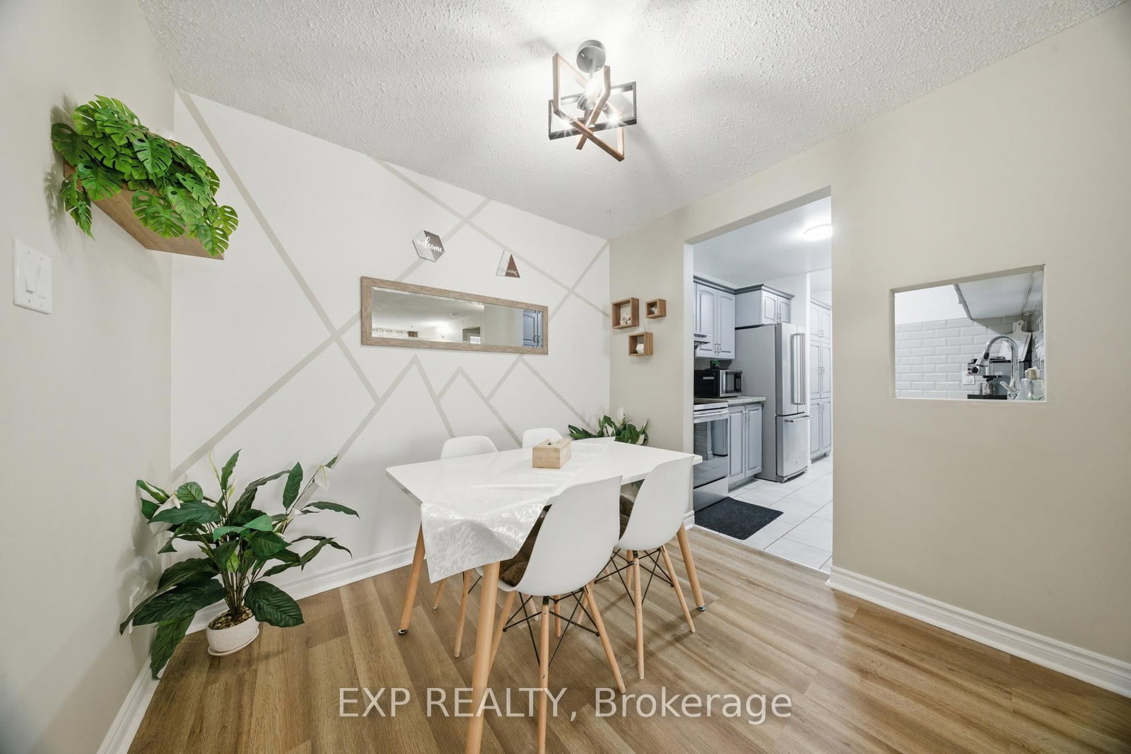 1096 Jalna Boulevard, Unit 28 - Photo 9
