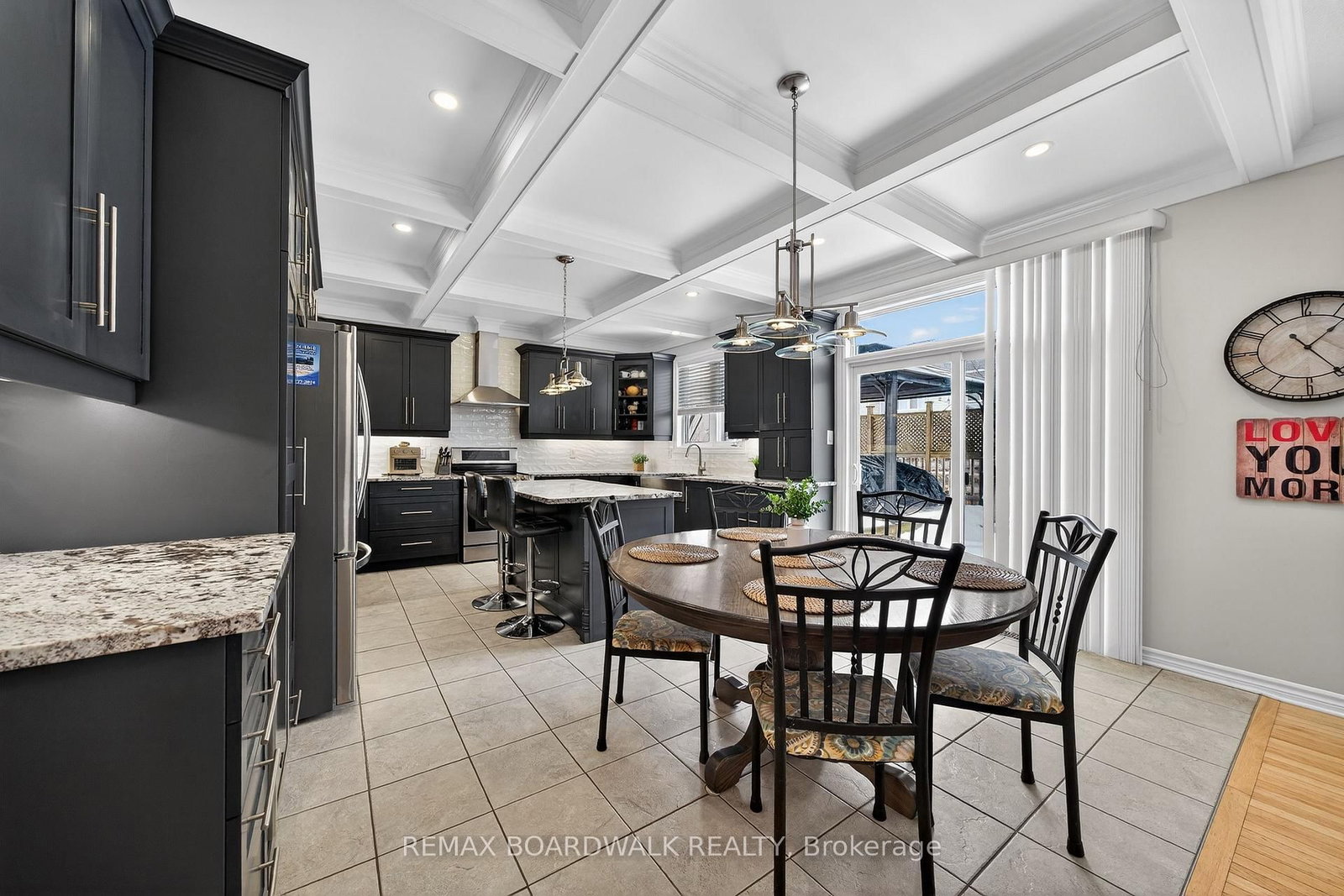 85 Woliston Crescent - Photo 12