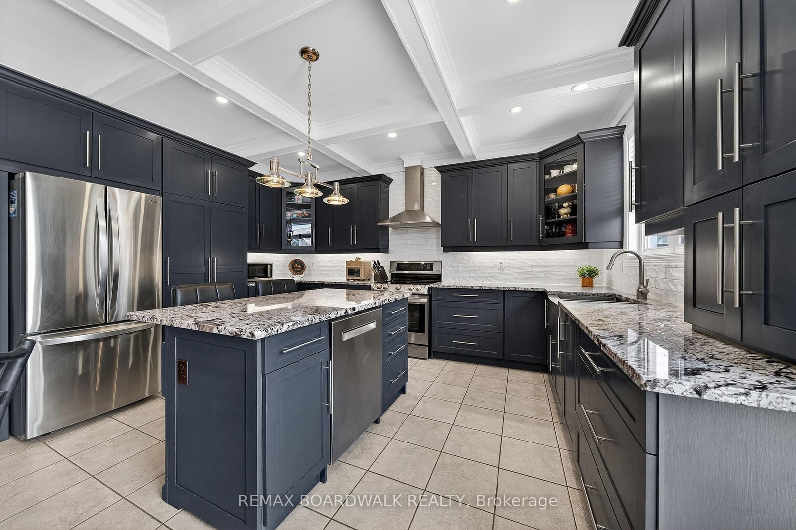 85 Woliston Crescent - Photo 14