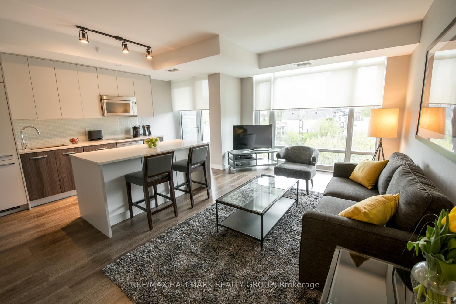 111 Champagne Avenue, Unit 210 - Photo 10