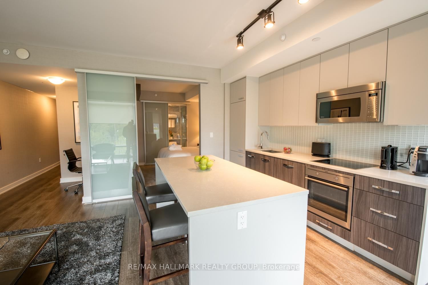 111 Champagne Avenue, Unit 210 - Photo 13