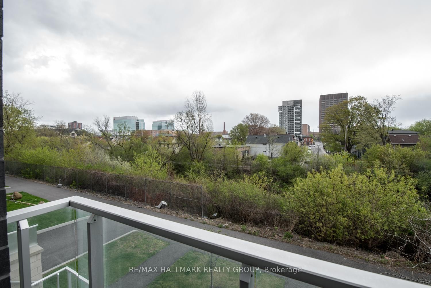 111 Champagne Avenue, Unit 210 - Photo 17