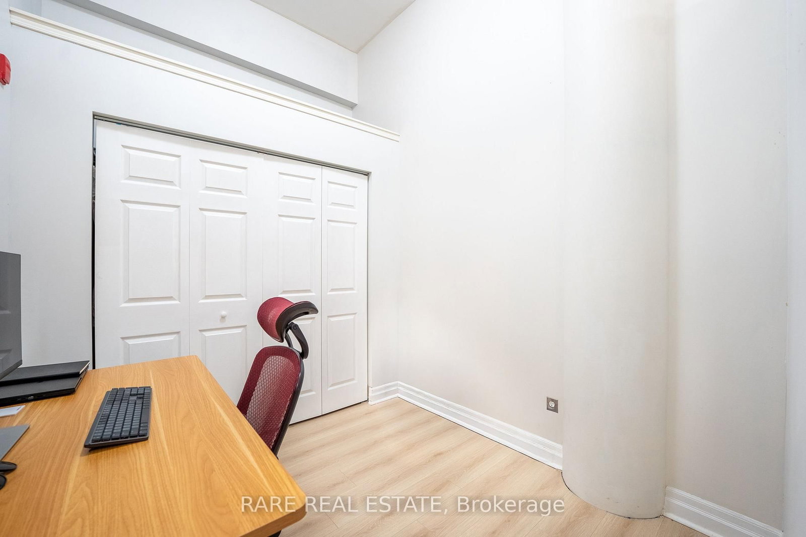 276 King Street W, Unit 316 - Photo 15