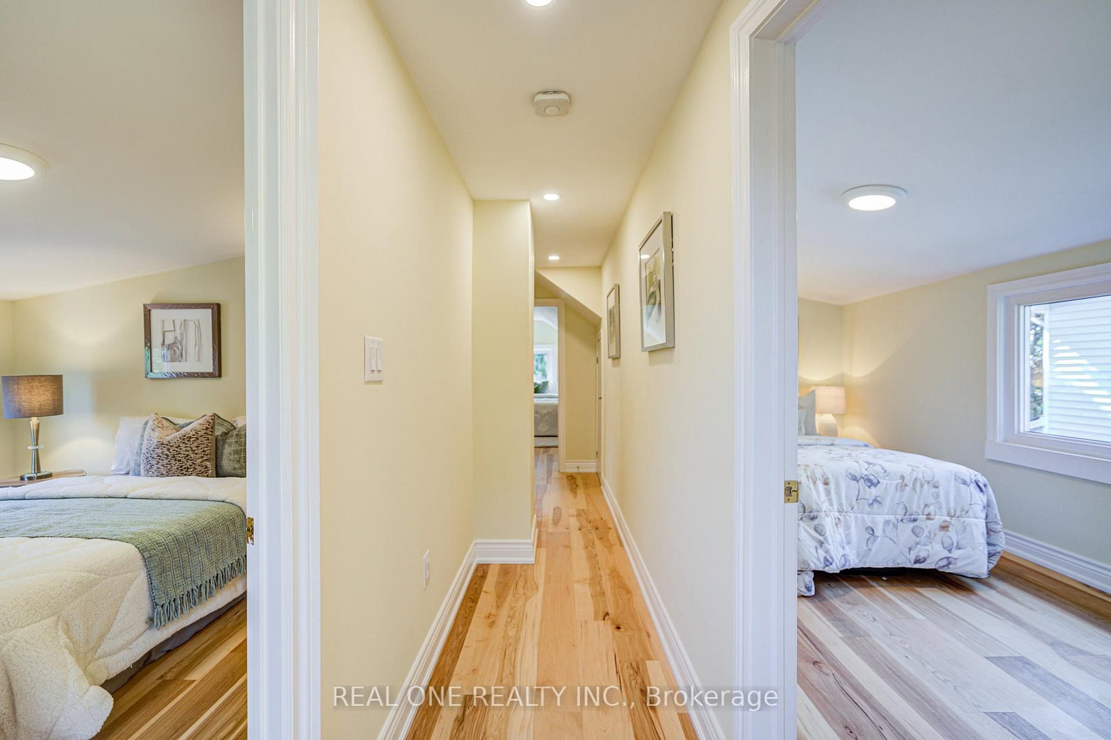 4052 SAINT JAMES Avenue - Photo 28
