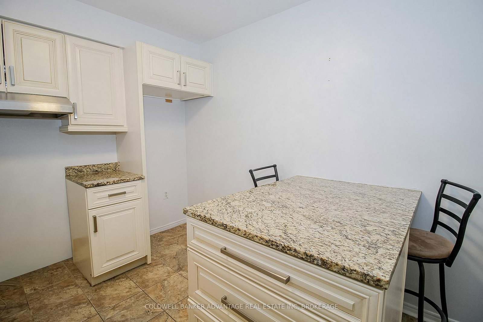 5100 Dorchester Road, Unit 105 - Photo 12
