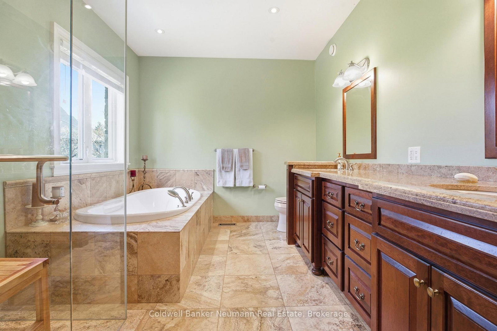 33 Cassin Court • Puslinch, ON photo 22
