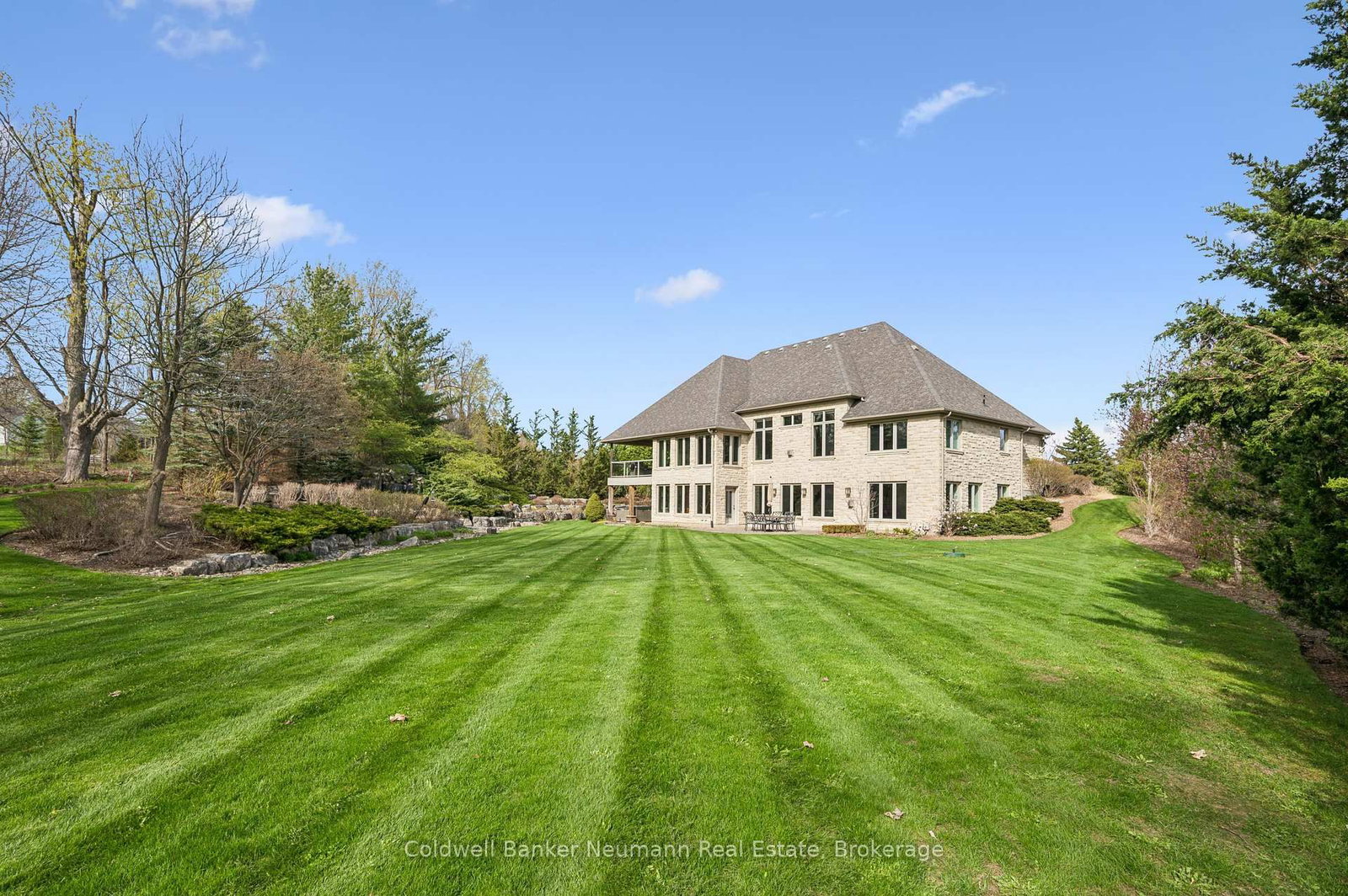33 Cassin Court • Puslinch, ON photo 46