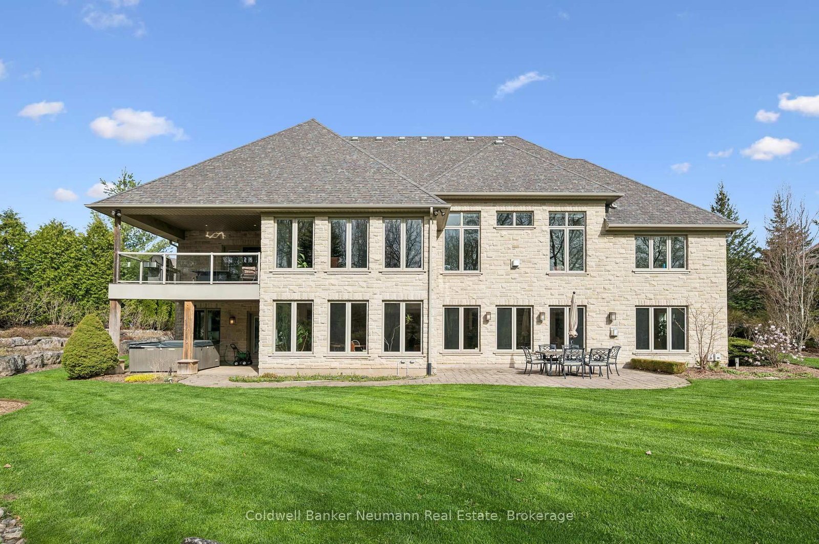 33 Cassin Court • Puslinch, ON photo 48