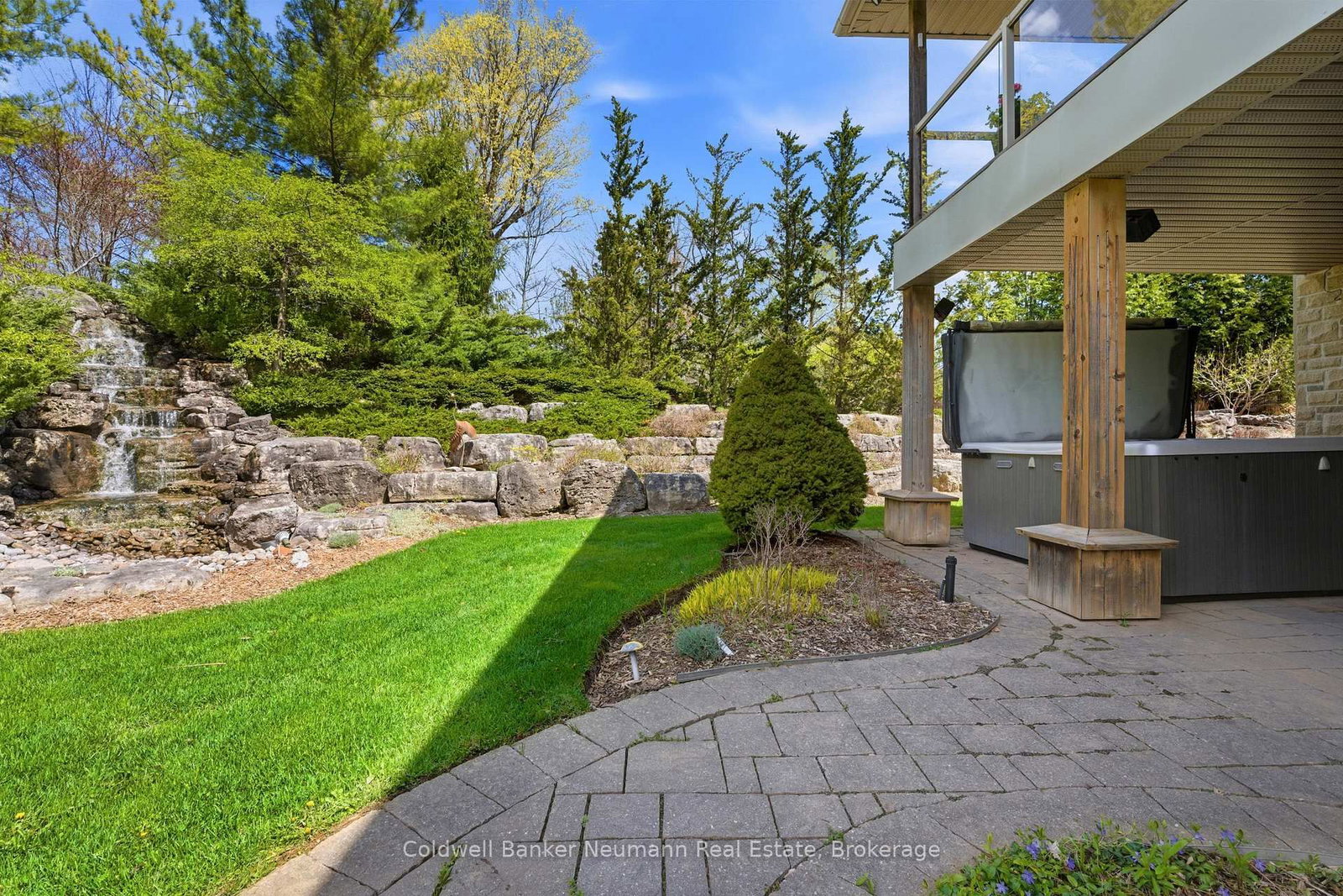 33 Cassin Court • Puslinch, ON photo 50