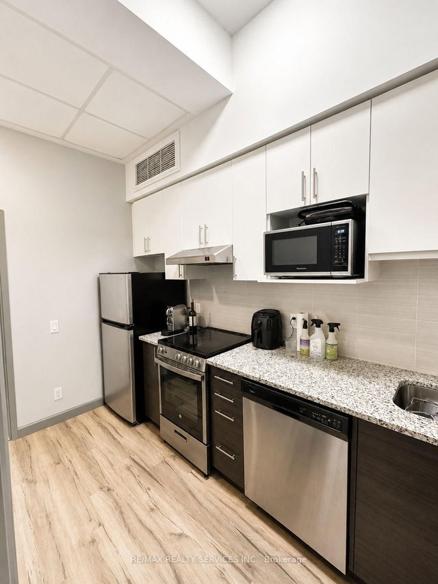 116 - 77 Leland Street