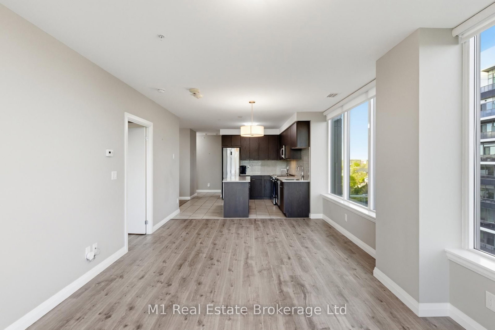 63 Arthur Street S, Unit 705 - Photo 13