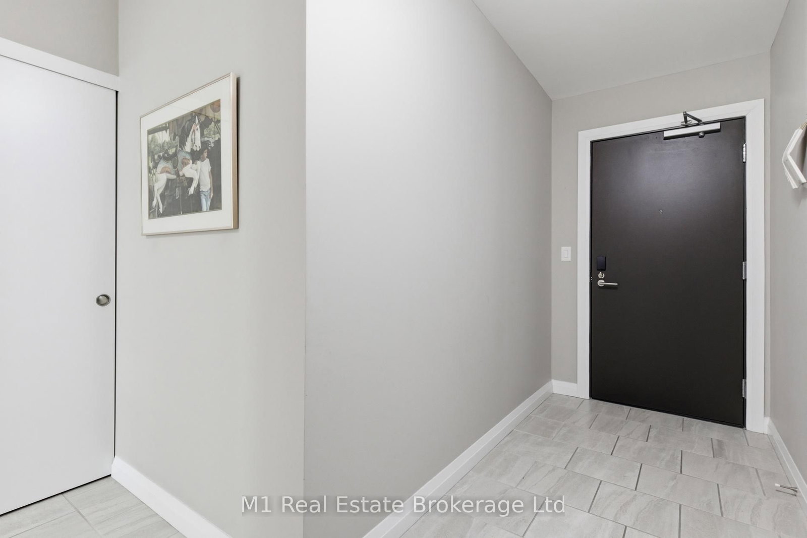 63 Arthur Street S, Unit 705 - Photo 6
