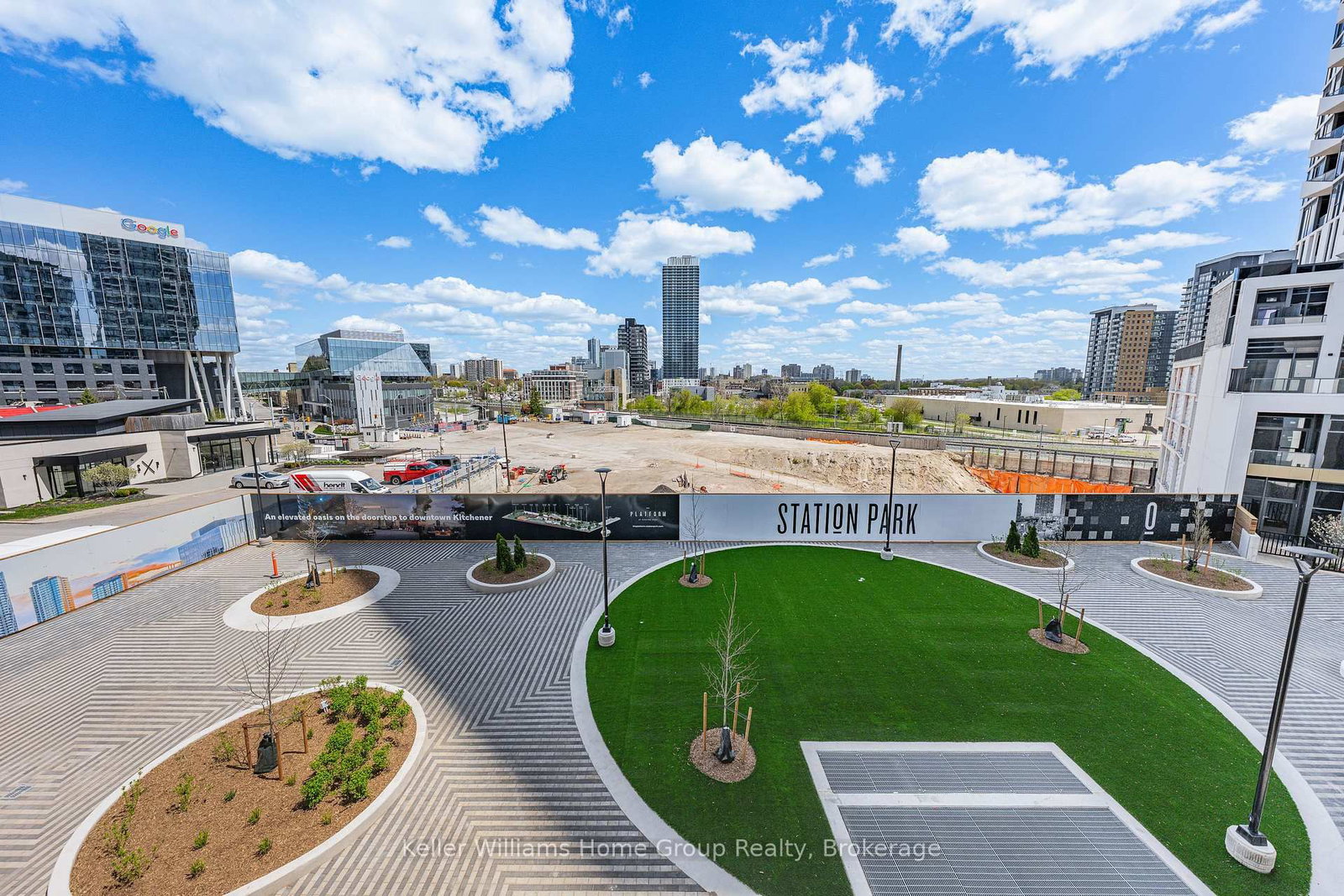 15 Wellington Street S, Unit 2402 - Photo 32