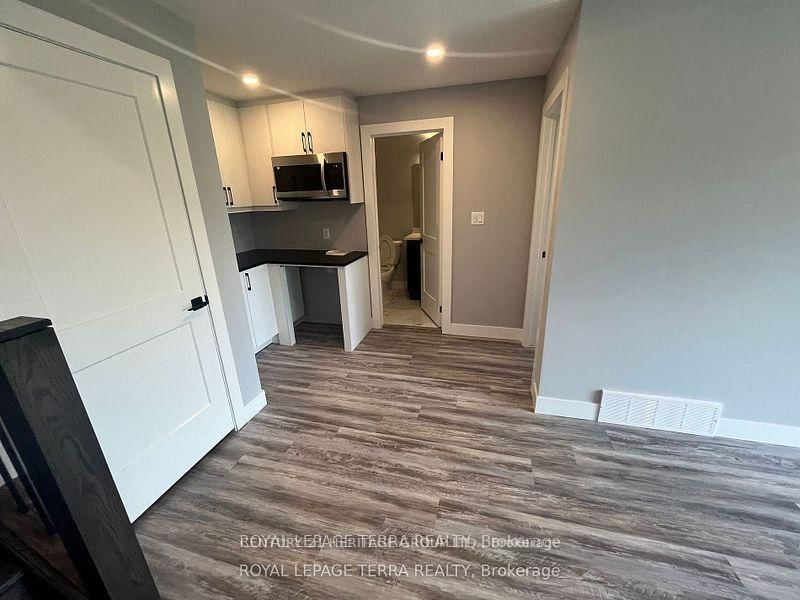 3557 Colonel Talbot Road, Unit 3 - Photo 11