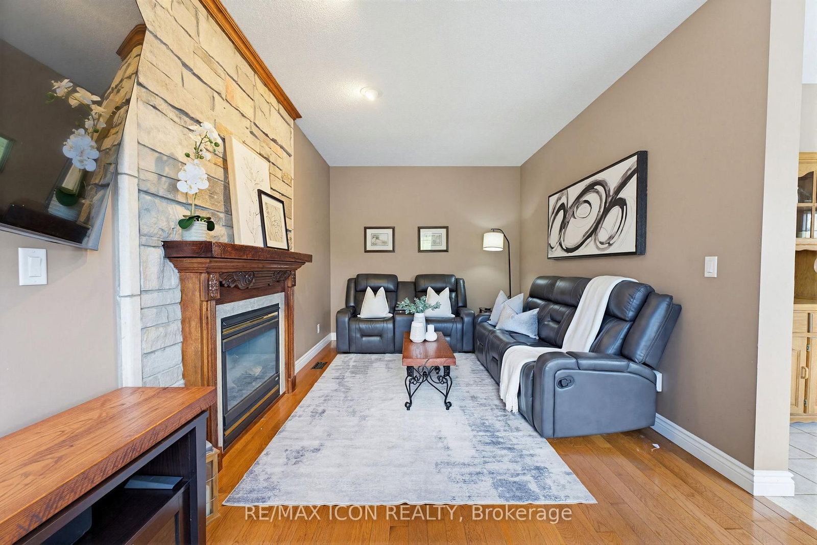 29 Watson Crescent • North Dumfries, ON photo 14
