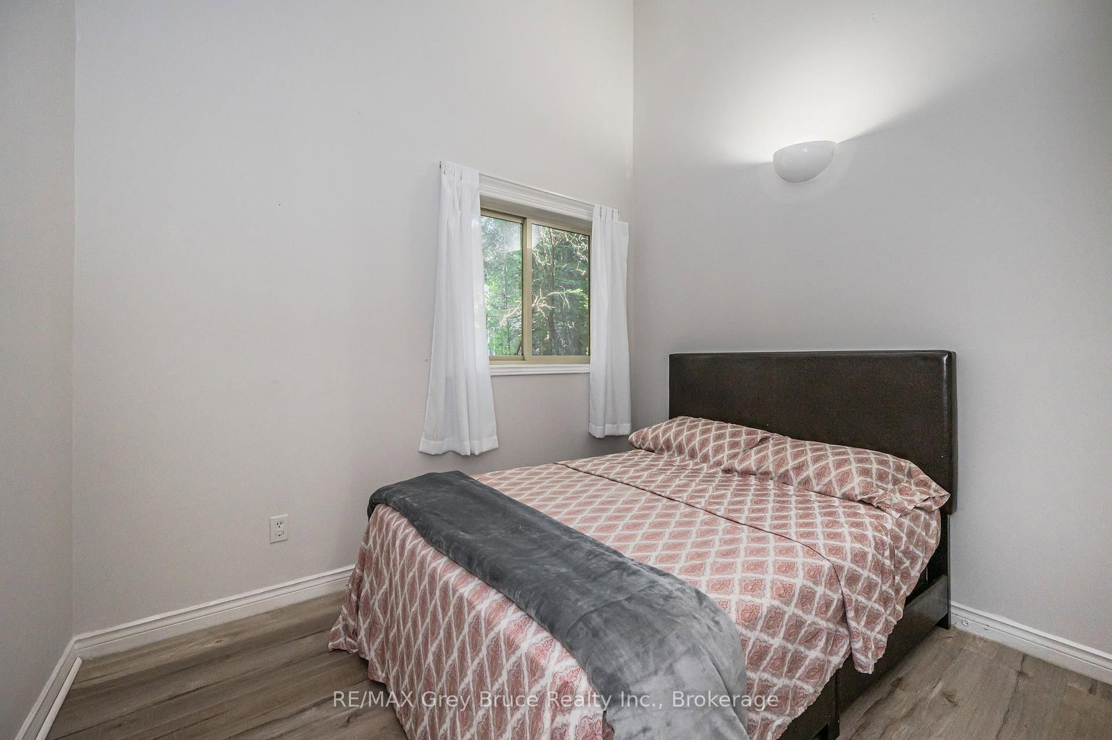 66 HARPUR Drive • Northern Bruce Peninsula, ON photo 20