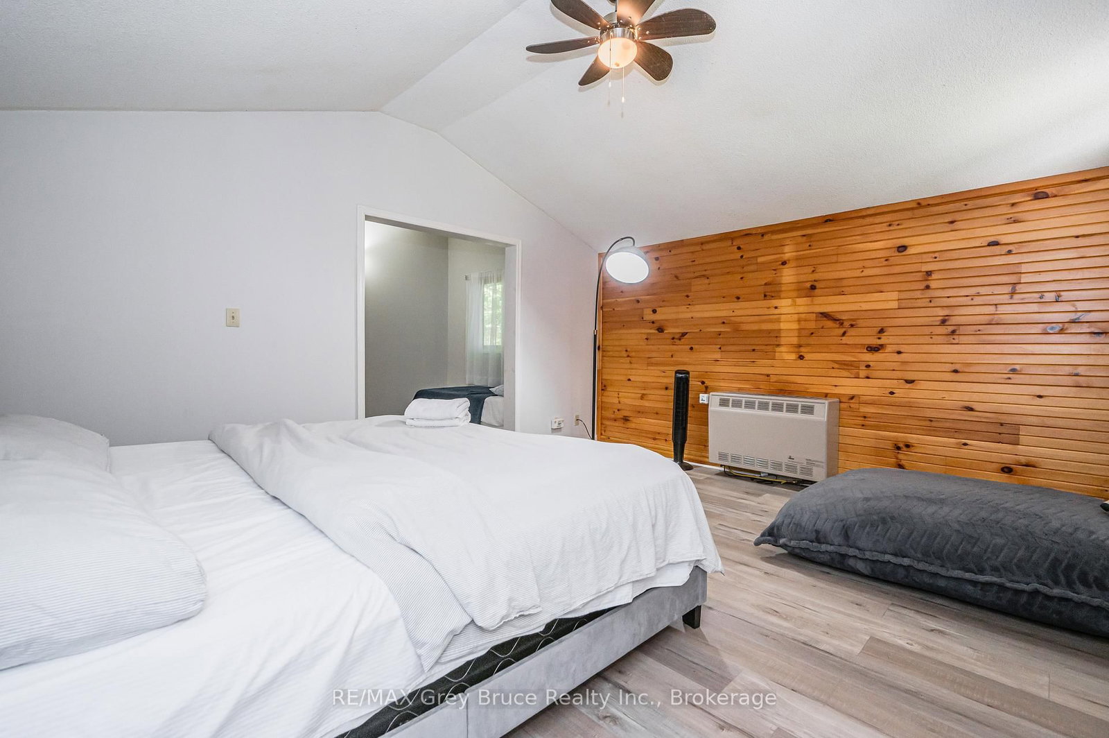 66 HARPUR Drive • Northern Bruce Peninsula, ON photo 27
