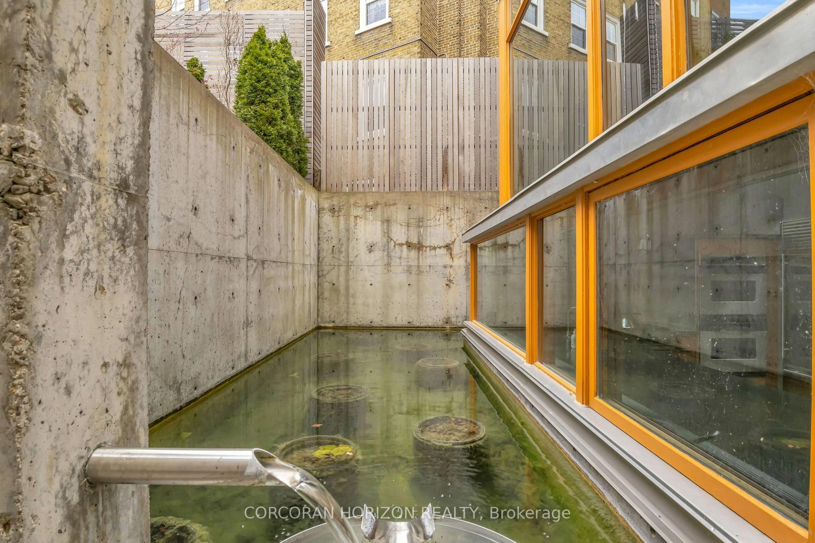 7 Coburg Street • Stratford, ON photo 11
