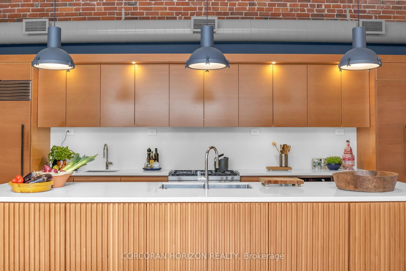 9 Coburg Street • Stratford, ON photo 15