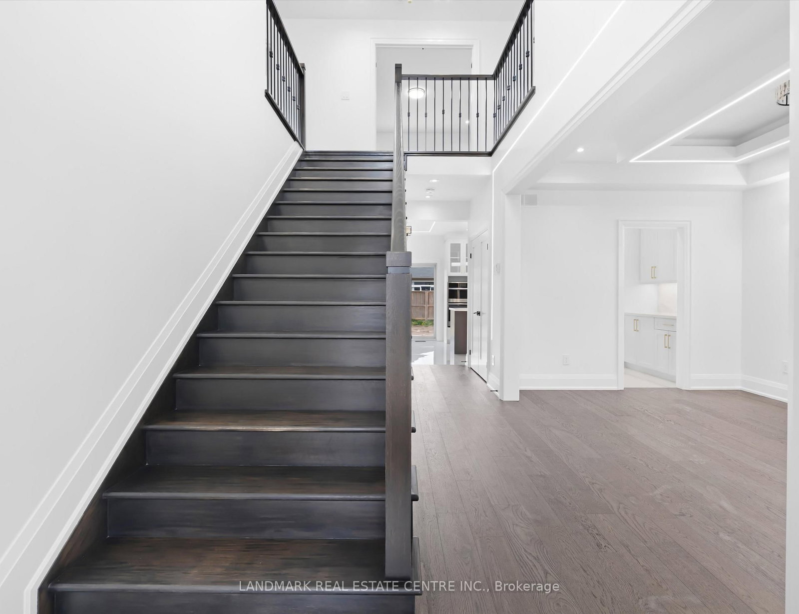 14 Bounty Avenue • Thorold, ON photo 13