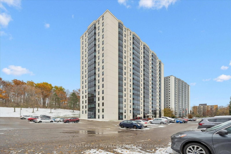 1410 - 35 Green Valley Drive