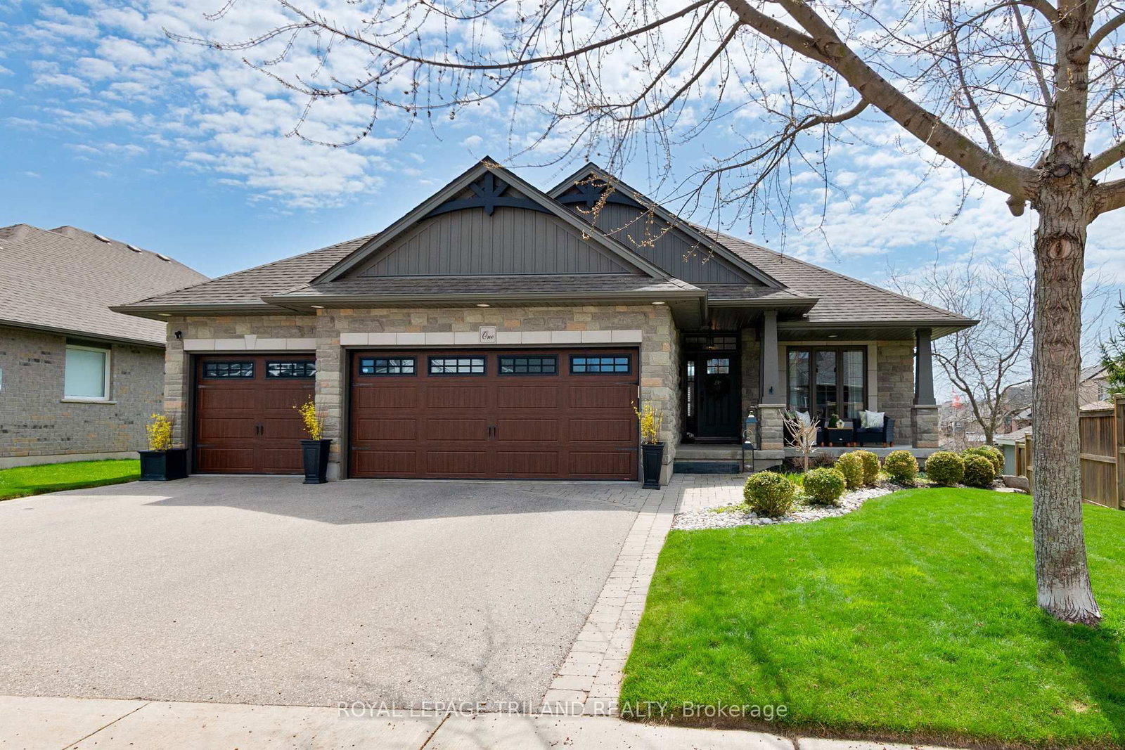 Detached House for sale at 1 Lincolns Cove Street, Central Elgin, Ontario, N5L 0A8 - Rural Central Elgin - MLS: X13119630