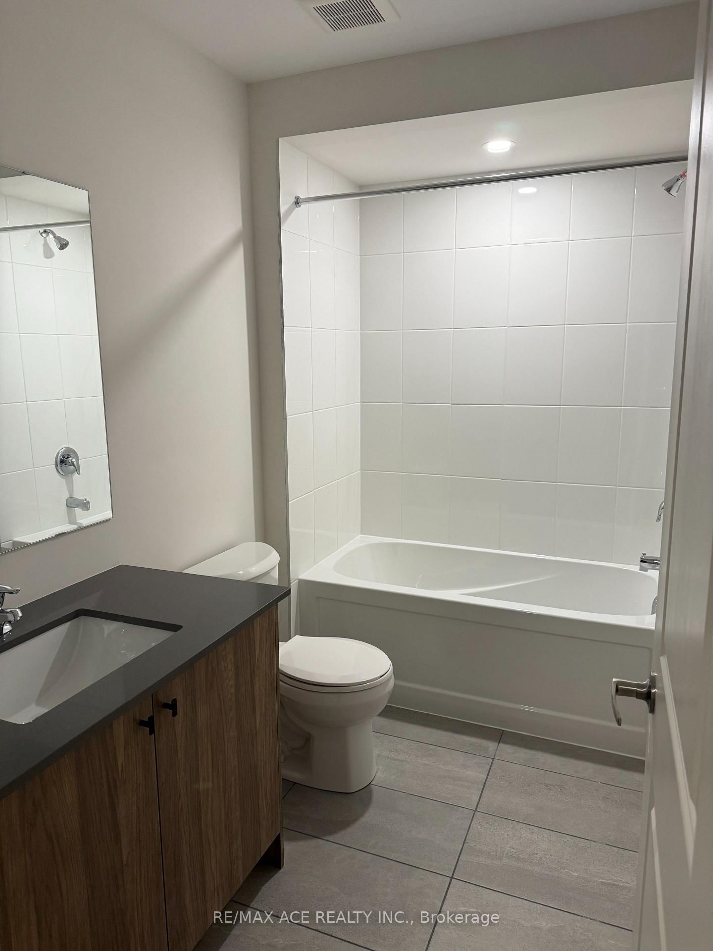 125 Sanderson Drive - Photo 21