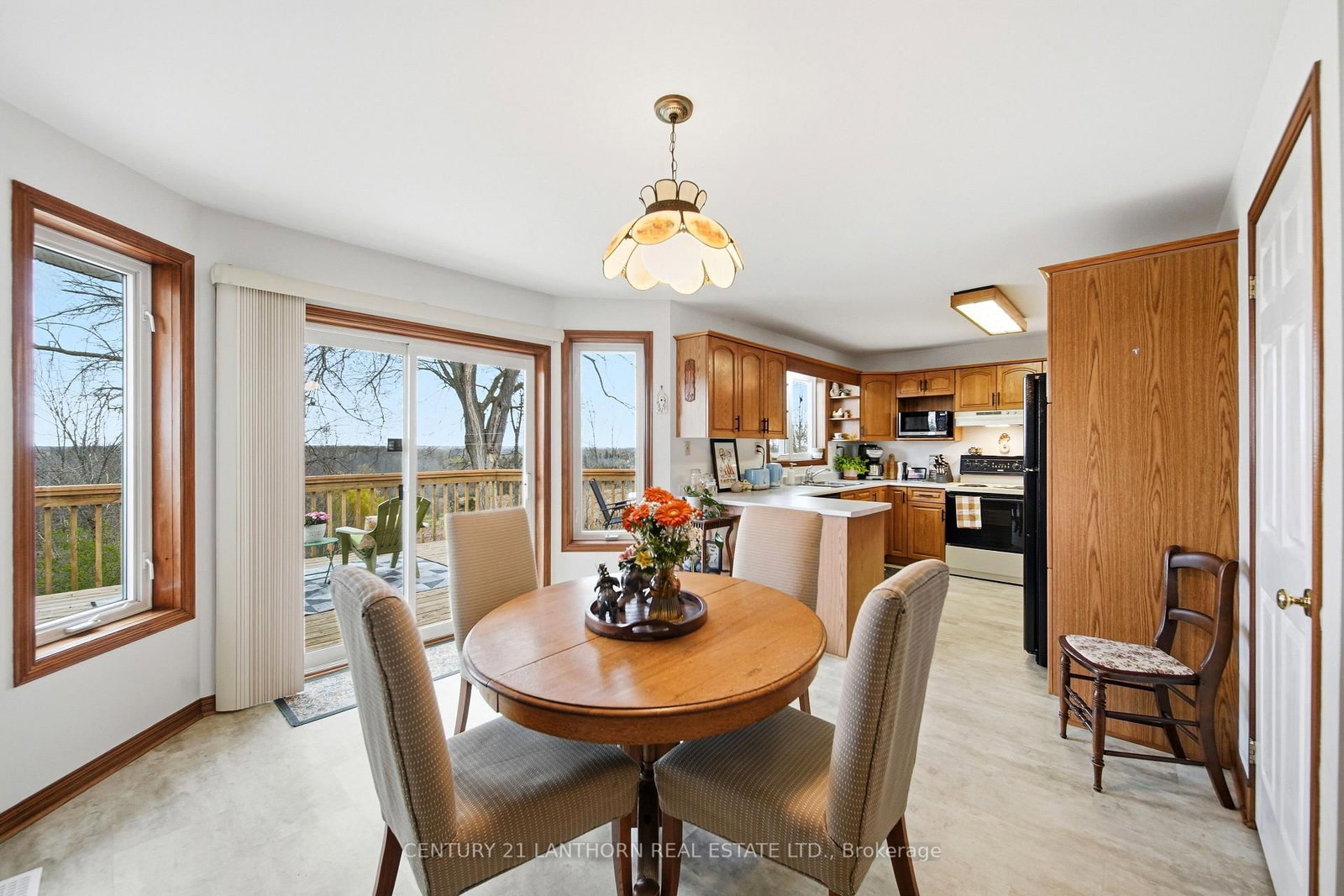 1337 Hamilton Road • Trenton, ON photo 3