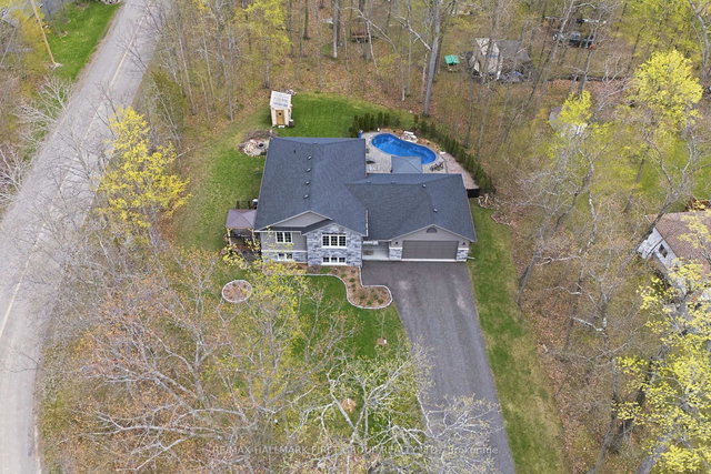29 Riverside Drive