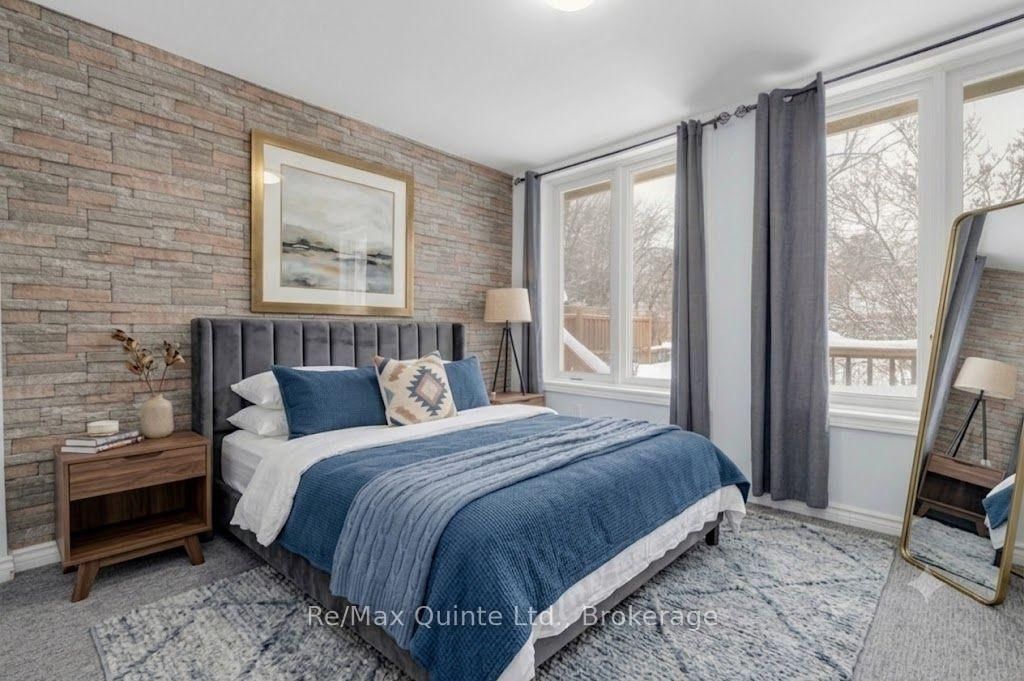 185 Foster Avenue • Belleville, ON photo 15