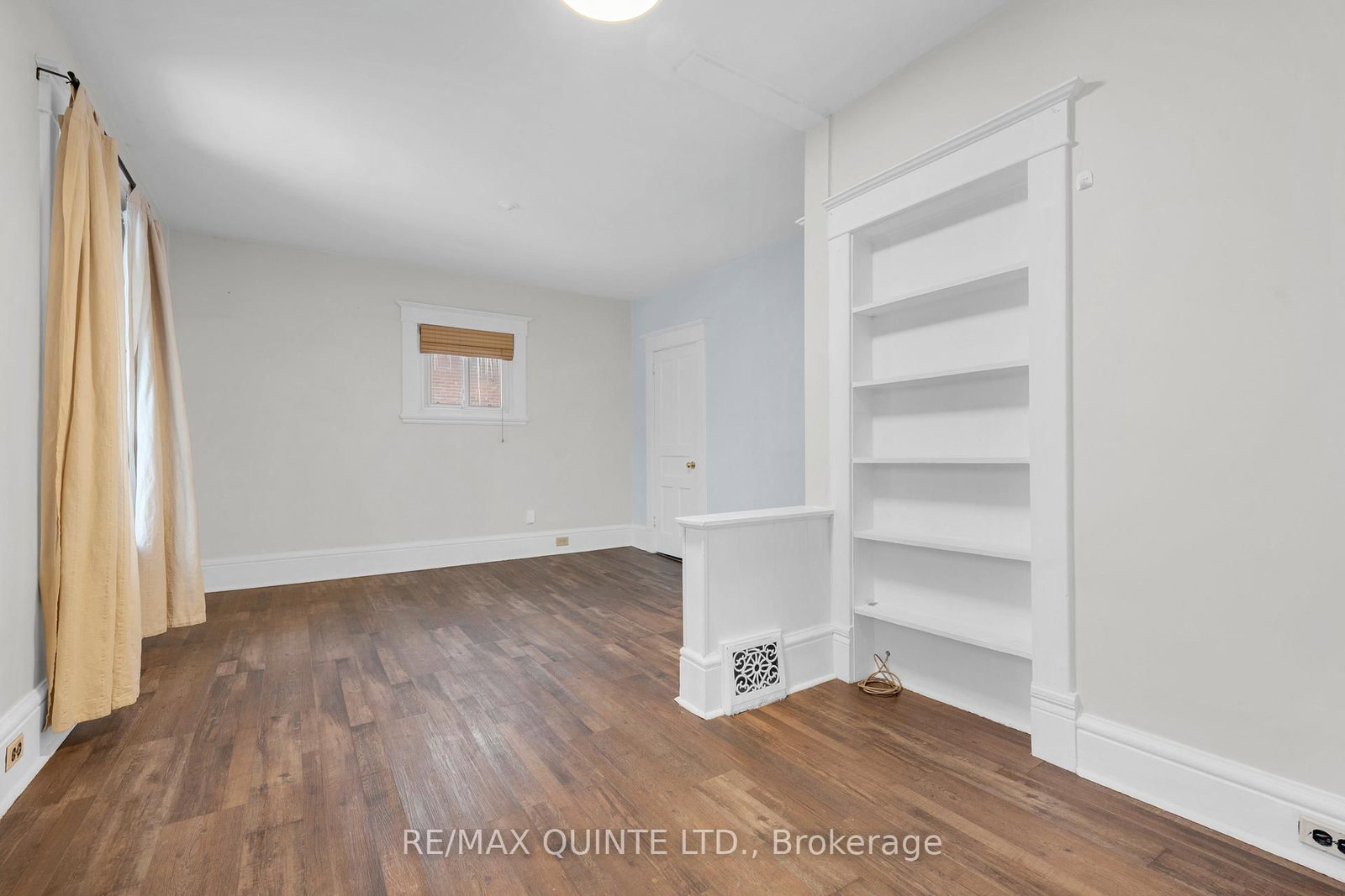 185 Foster Avenue • Belleville, ON photo 20