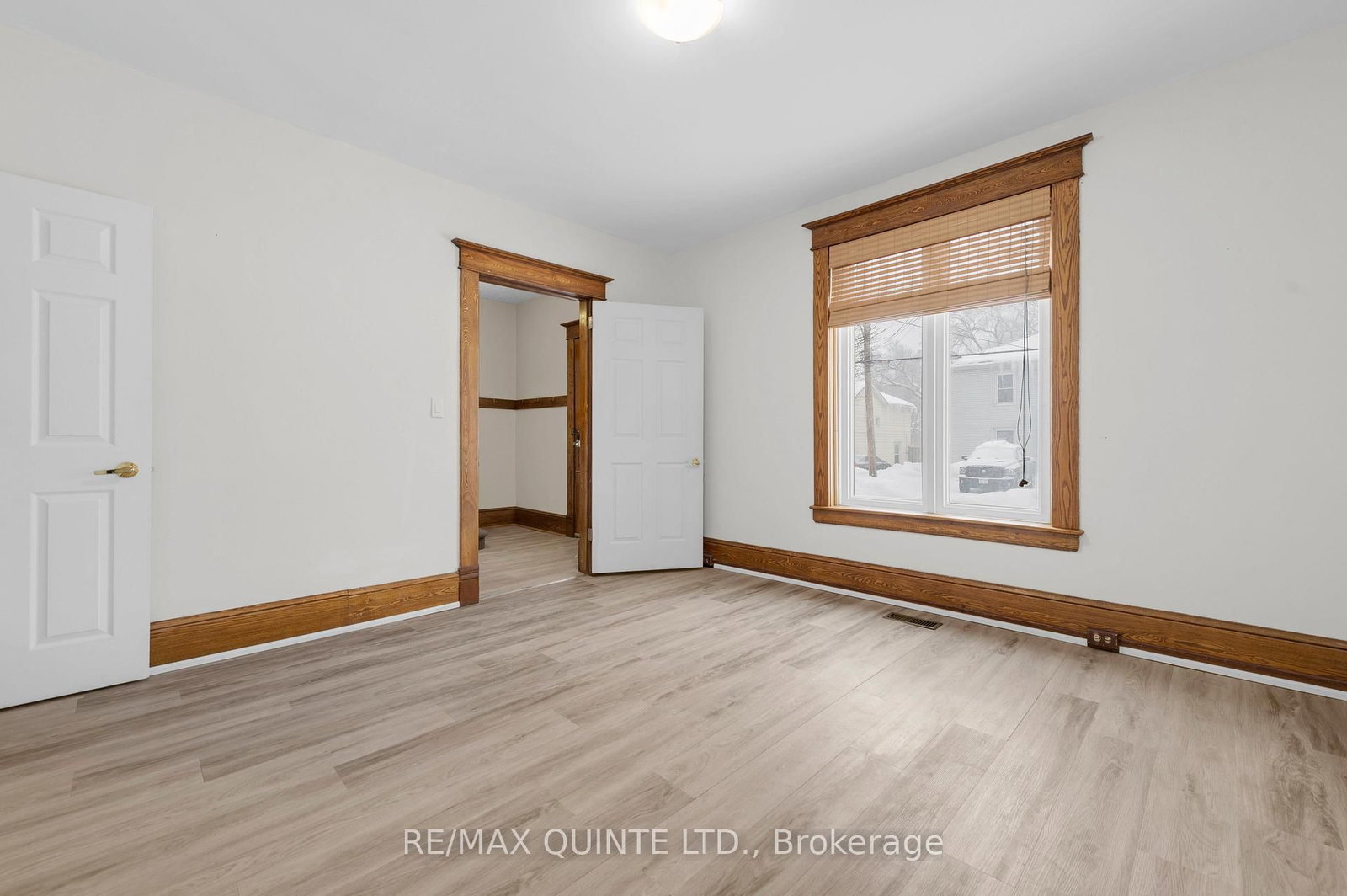 185 Foster Avenue • Belleville, ON photo 5