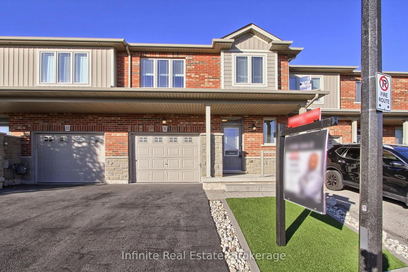 home for lease on 11-380 Lake Street