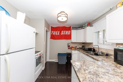 25 Warkdale Drive — more photos