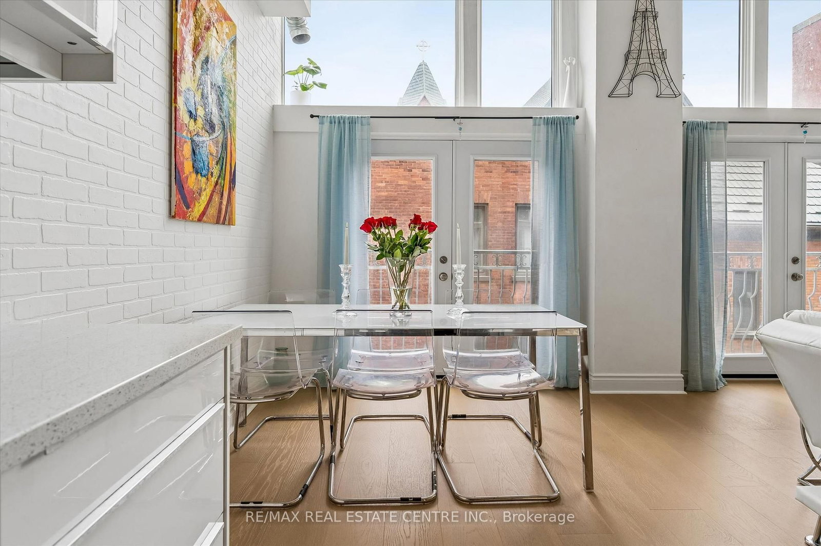276 King Street W, Unit 213 - Photo 19
