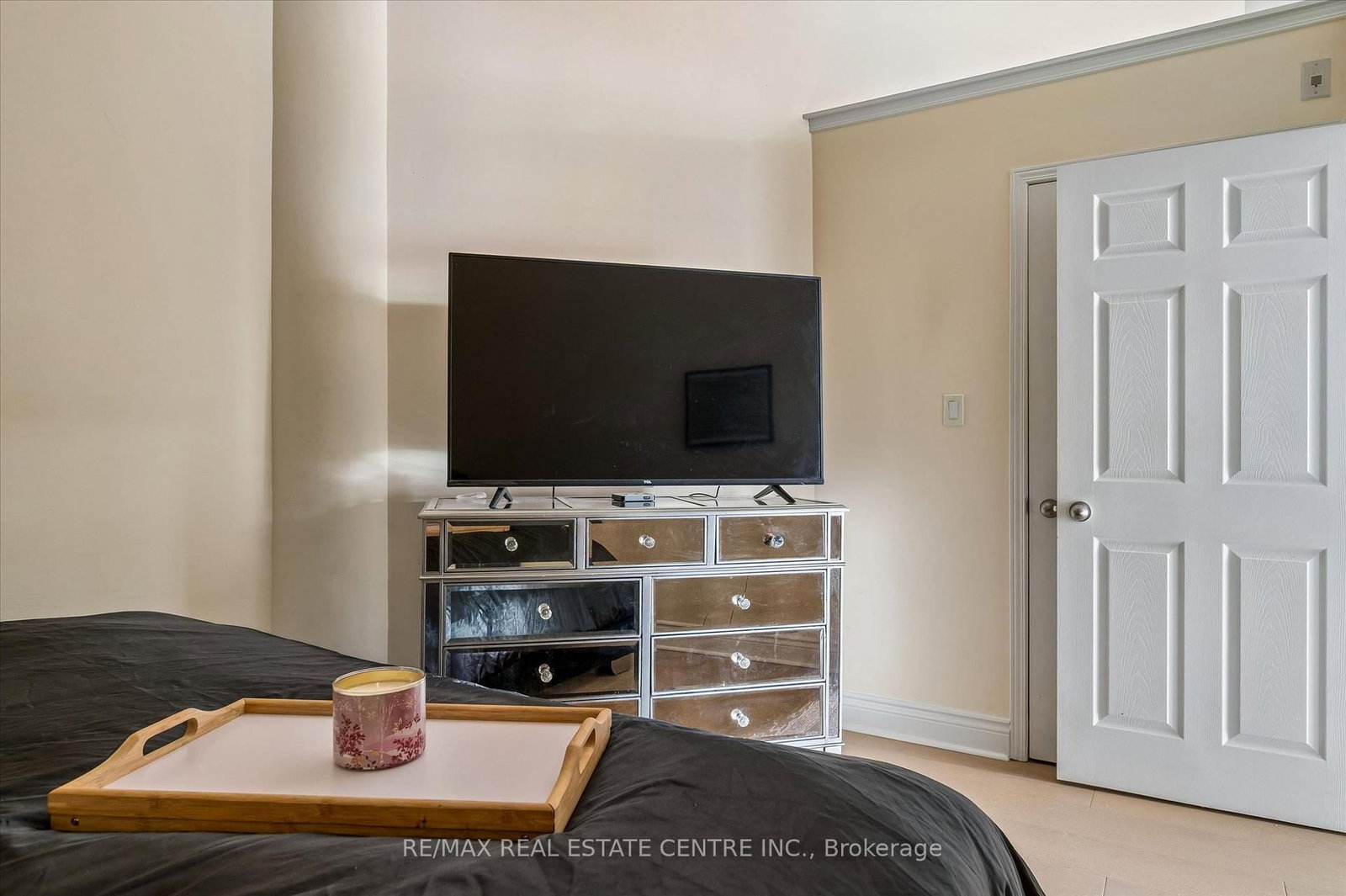 276 King Street W, Unit 213 - Photo 38