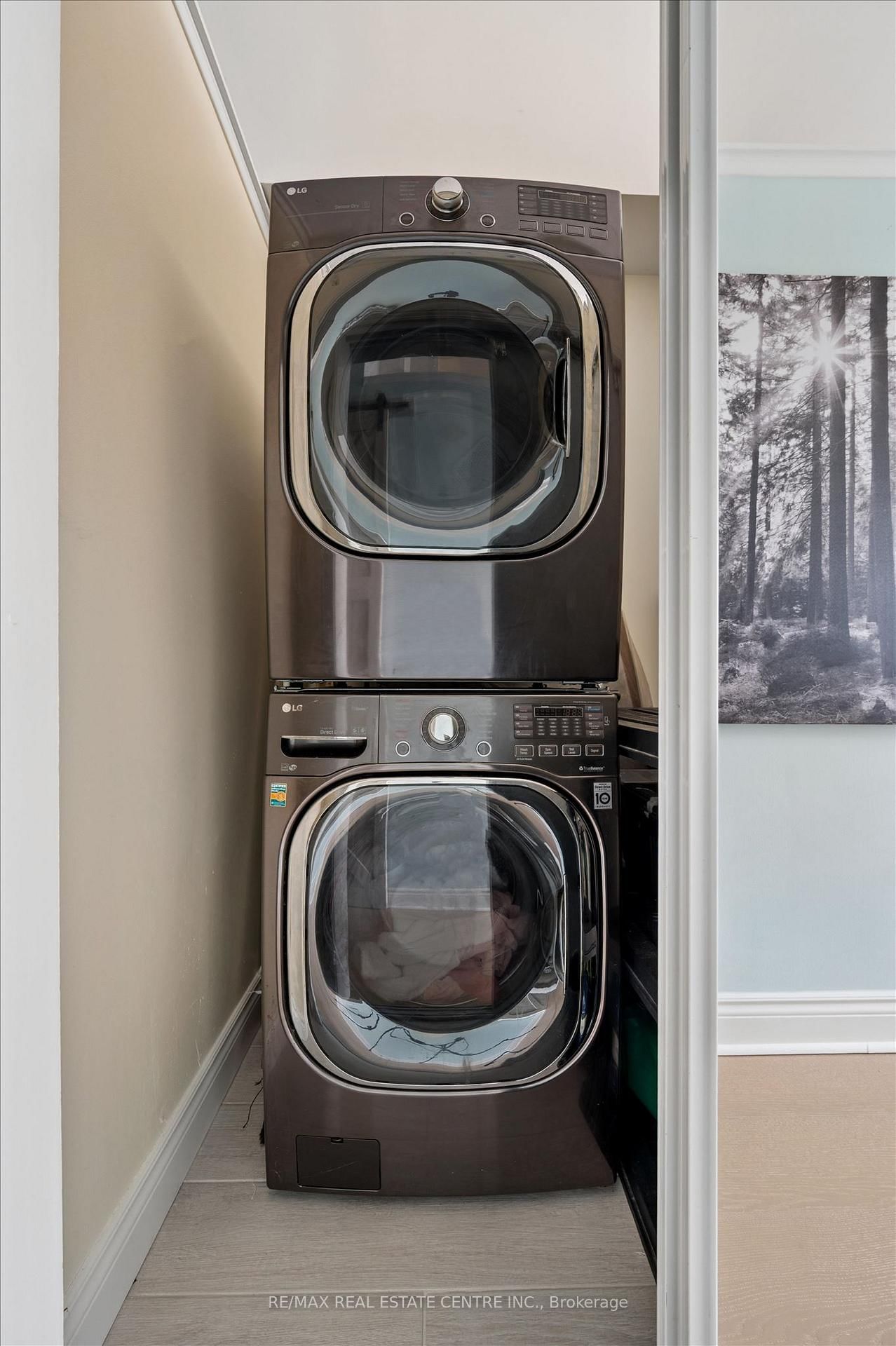 276 King Street W, Unit 213 - Photo 41