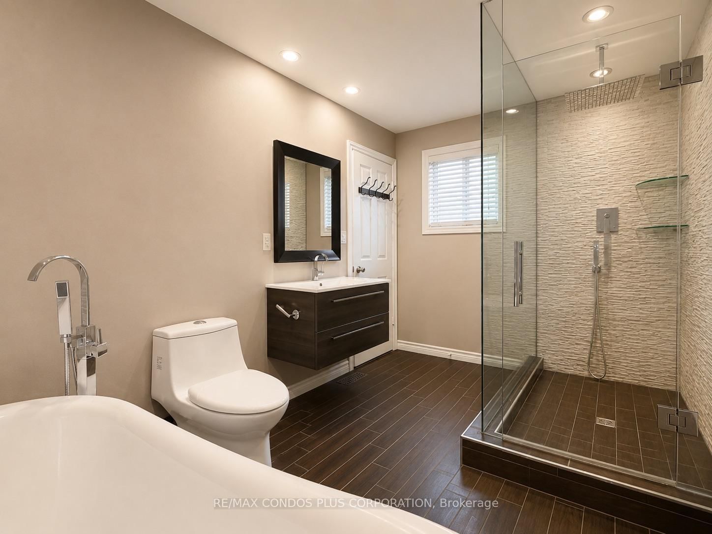859 Brandenburg Boulevard - Photo 18