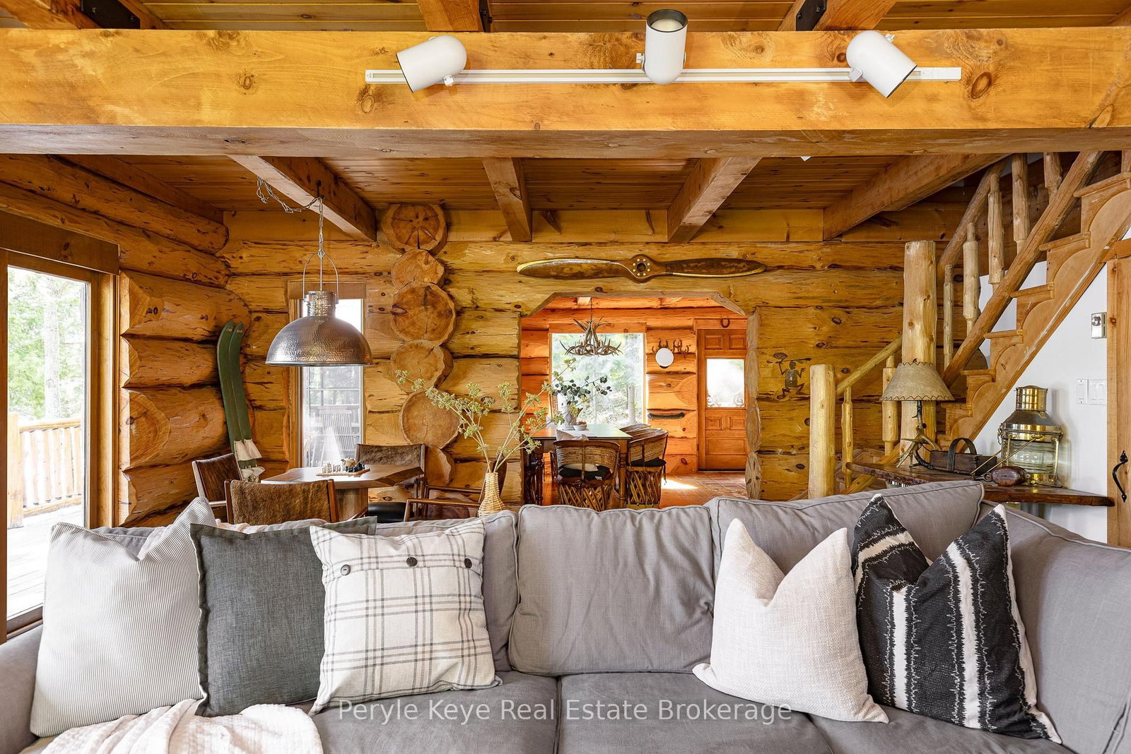 22-26 Taylor Island • Gravenhurst, ON photo 32
