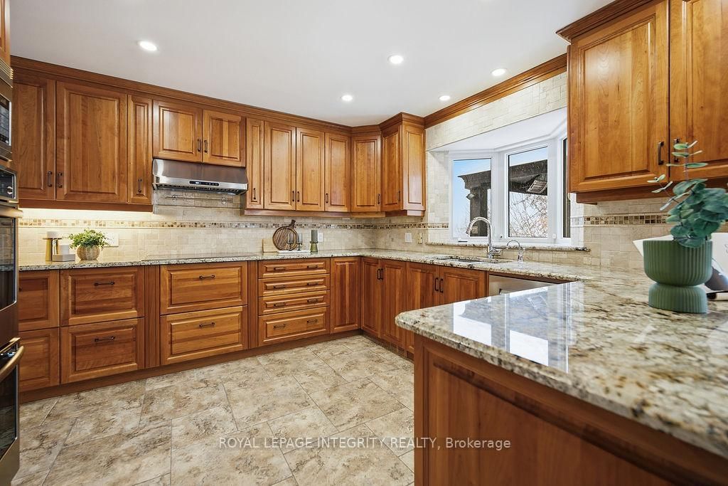 50 Rosenfeld Crescent - Photo 24