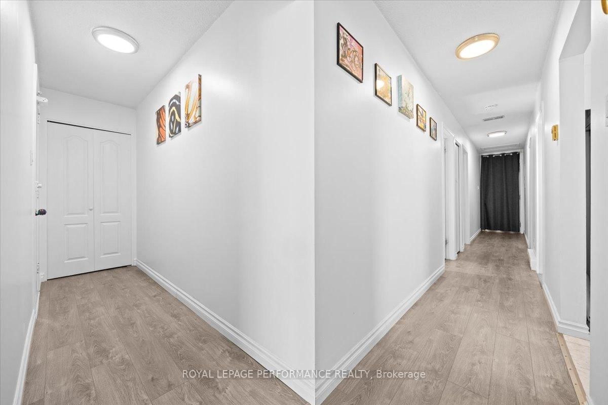 1702 Russell Road - Photo 2
