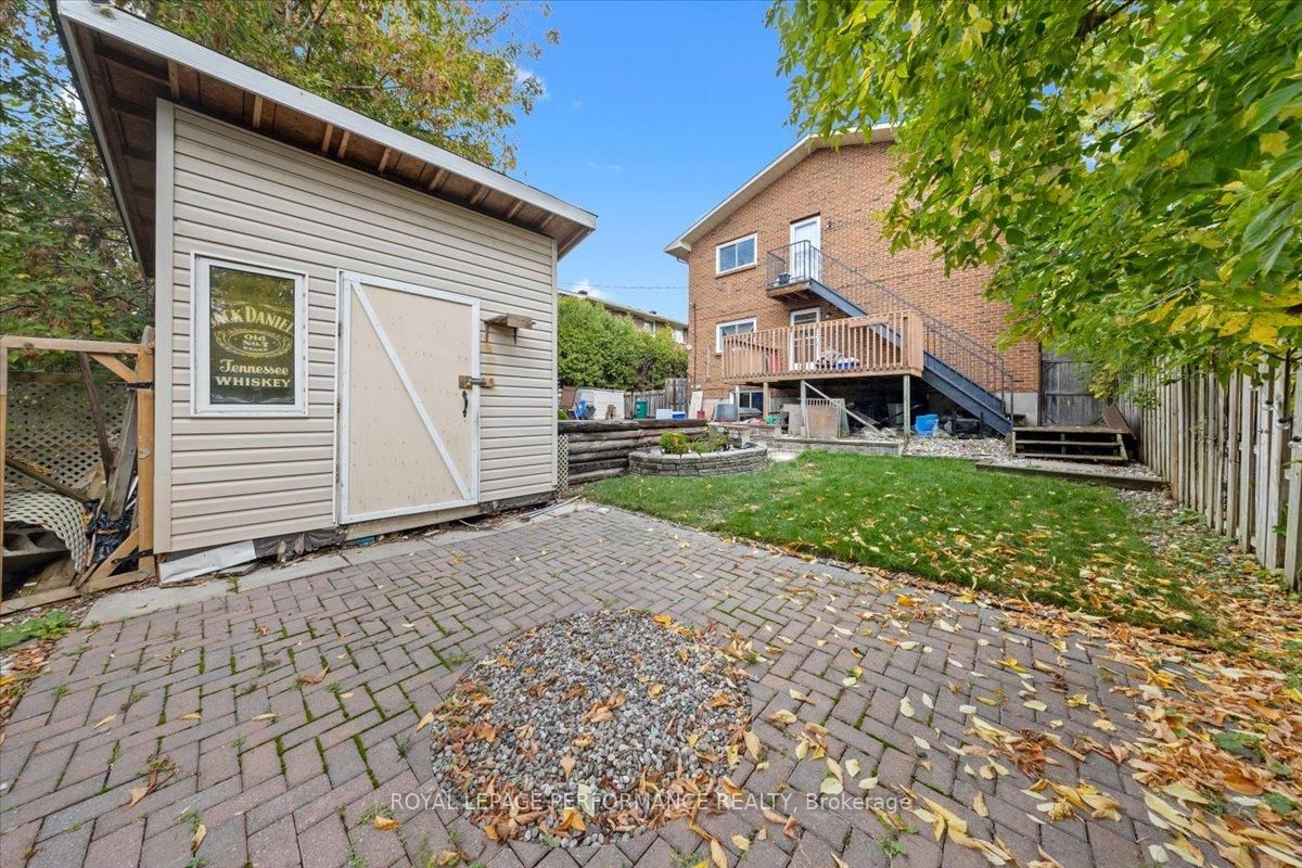1702 Russell Road - Photo 24