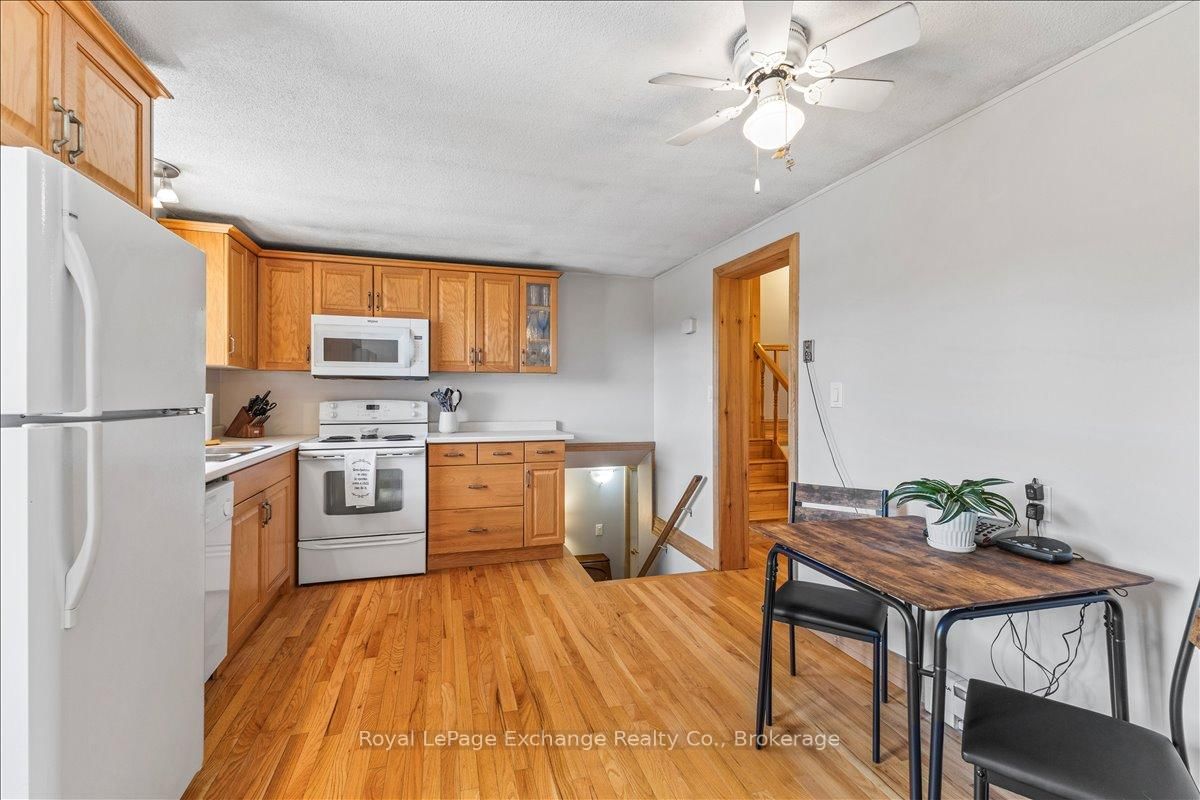 27 Inverlyn Crescent S • Kincardine, ON photo 10